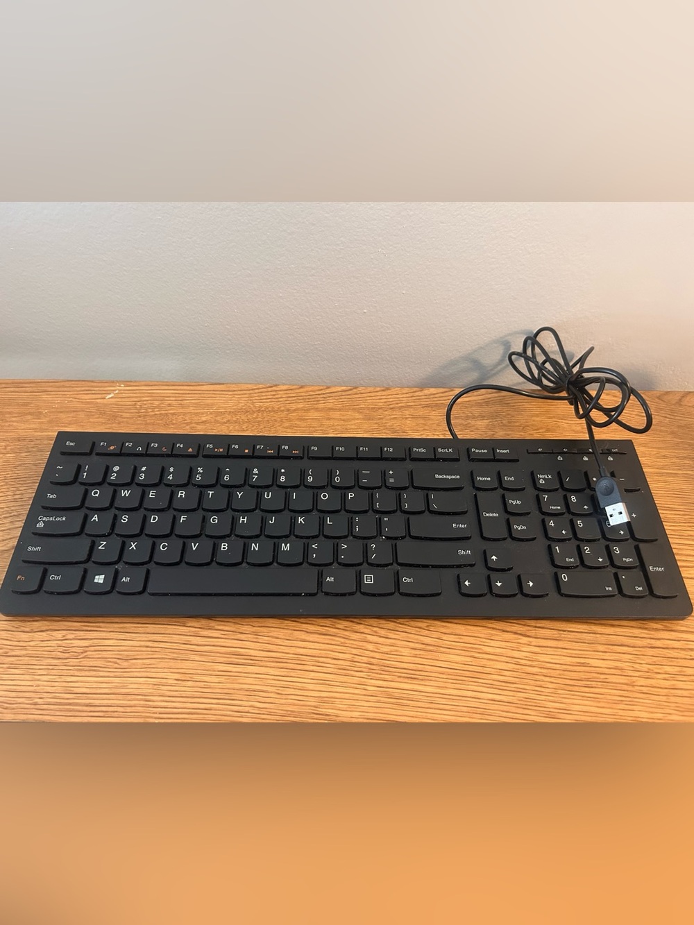 Lenovo Black Wired USB Slim Keyboard with Numeric Keypad